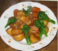 取り立て野菜の煮物.jpg